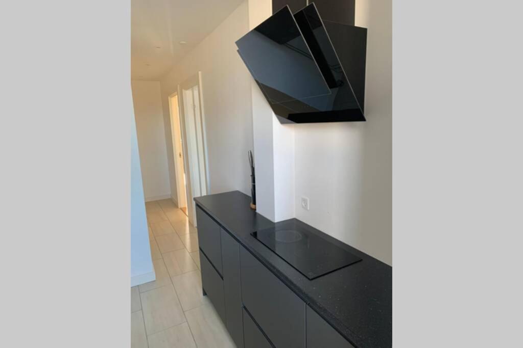 Apartamento 300 M To Metro: 5 Min Airport/12 Min Copenhagen C Exterior foto